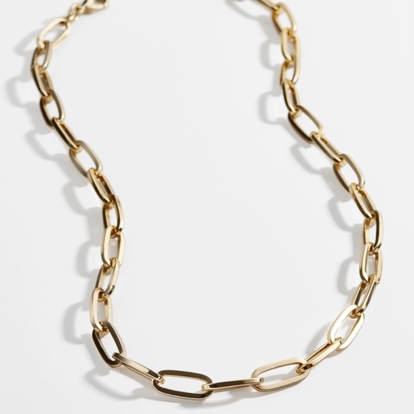 BaubleBar Jewelry - Brand New Medium Hera Necklace